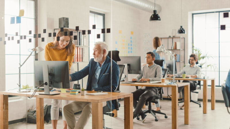 How AI in Marketing Is Changing the Way Teams Work — Backed by Real User Data